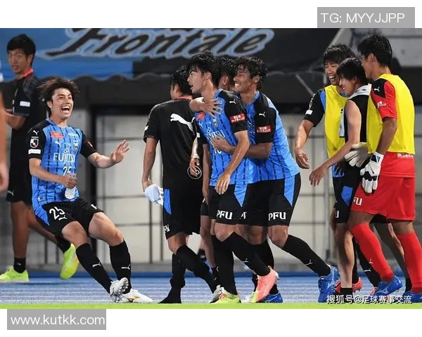 川崎前锋与名古屋鲸八精彩对决直播全程回顾与分析